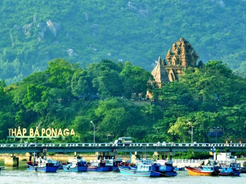 Tour nghỉ lễ 30/4 & 1/5 ở Nha Trang