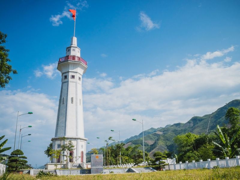 Tour nghỉ lễ 30/4 & 1/5 ở Lào Cai