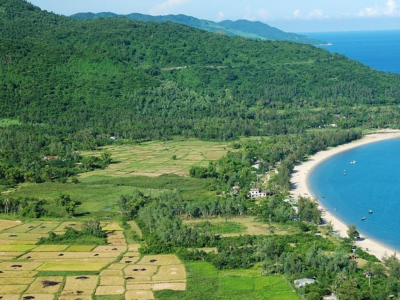 Tour Khám Phá Làng Vân (Trekking) Từ Đà Nẵng