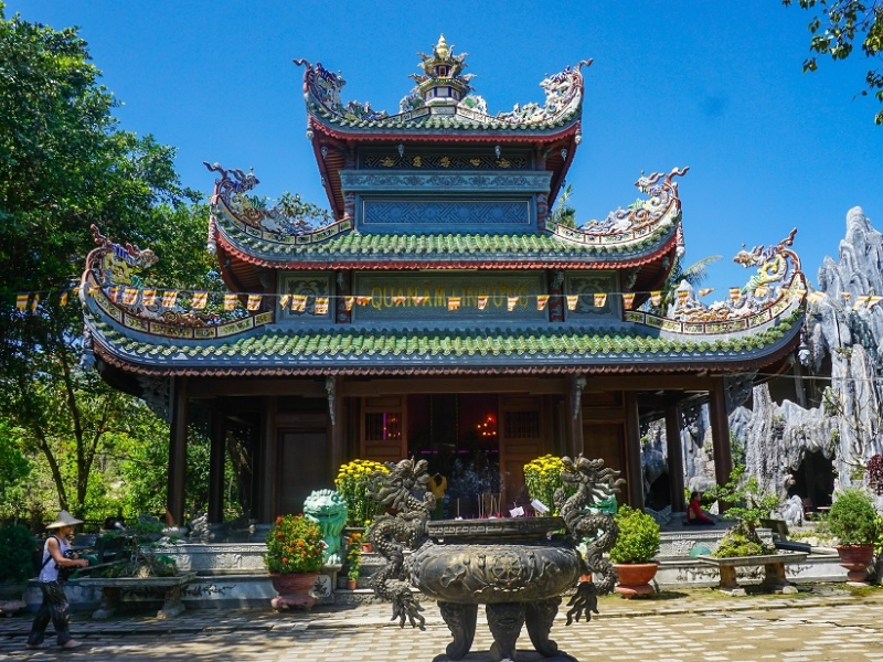 Tour Tâm Linh Chùa Thanh Lương - Chùa Bảo Lâm 1 Ngày