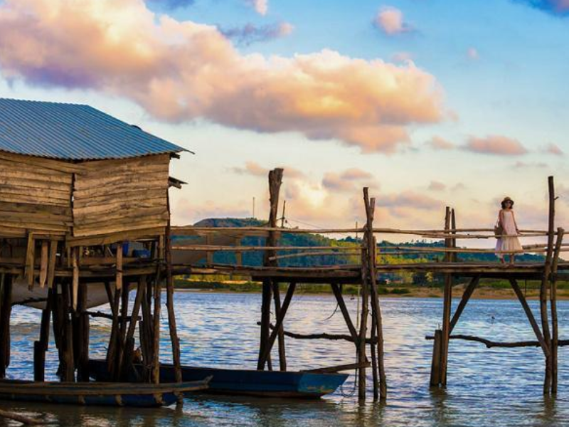 Tour Gành Đá Đĩa - Nhà Thờ Mằng Lăng - Đầm Ô Loan 1 Ngày