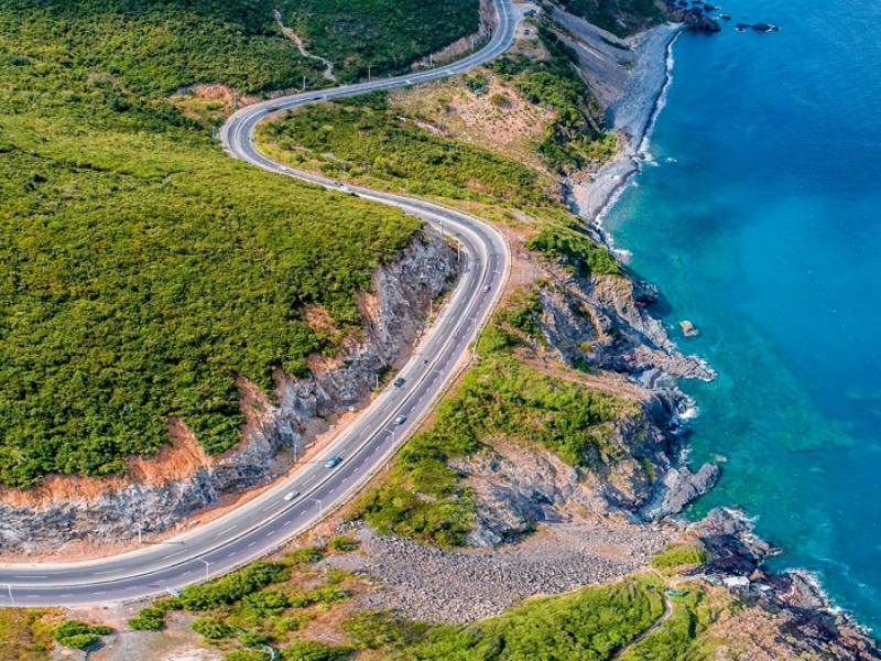 Tour Xe Jeep Khám Phá Cung Đường Biển 1 Ngày Từ Nha Trang