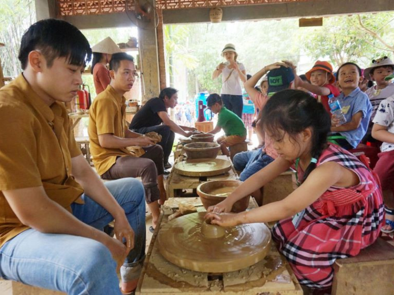 Tour Học Làm Gốm Làng Thanh Hà 1 Ngày Từ Hội An
