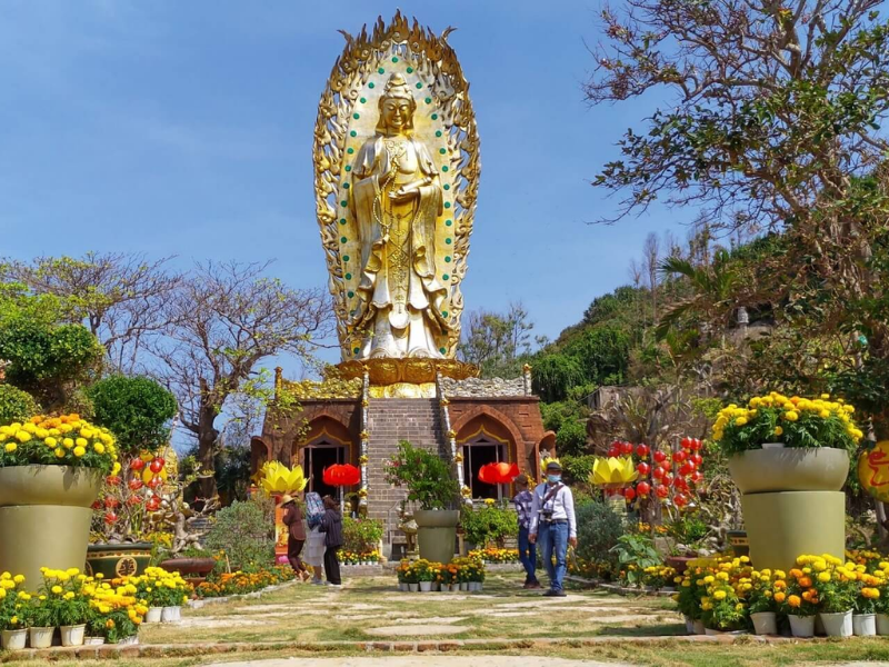 Tour Hành Hương Chiêm Bái Cổ Tự Quy Nhơn 1 Ngày