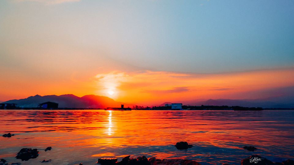 Tour Ngắm Hoàng Hôn Trên Biển 1 Ngày Từ Nha Trang