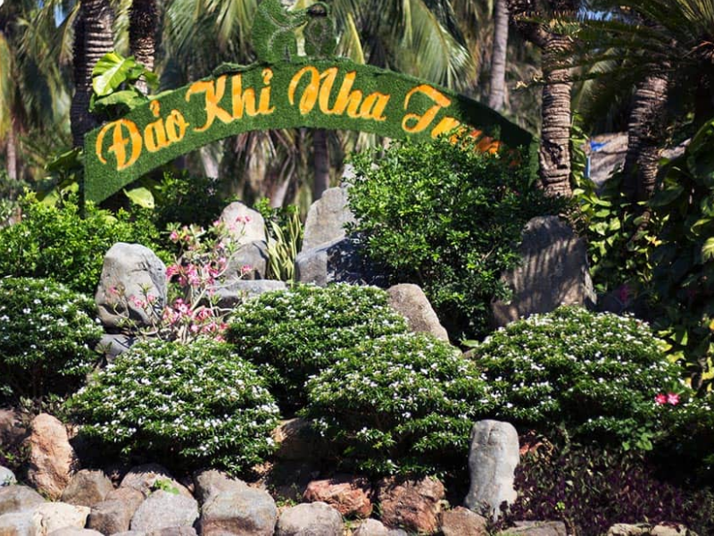 Tour Đảo Khỉ & Suối Hoa Lan 1 Ngày Từ Nha Trang