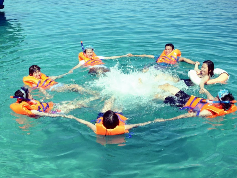 Tour Bình Ba - Đảo Tôm Hùm 1 Ngày Từ Nha Trang