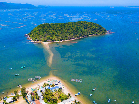 Tour Đồi Cát Từ Nham - Biển Vịnh Hòa 1 Ngày