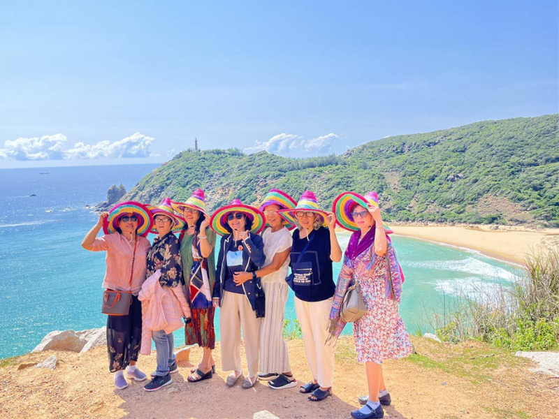 Tour Mũi Điện - Vịnh Vũng Rô - Đảo Hòn Nưa 1 Ngày