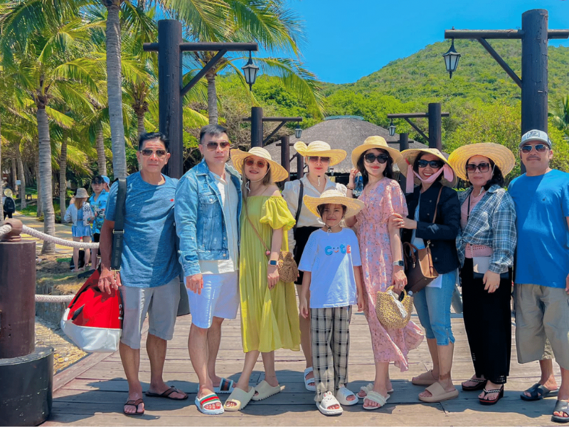 Tour Hòn Tằm Trọn Gói Tắm Bùn 1 Ngày