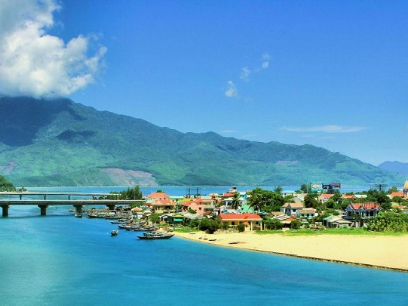 Tour Khám Phá Làng Vân (Trekking) Từ Đà Nẵng