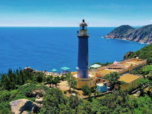 Tour Mũi Điện - Vịnh Vũng Rô - Đảo Hòn Nưa 1 Ngày