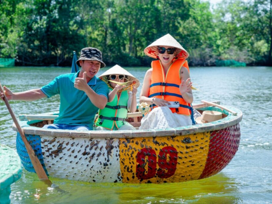 Tour Chèo Thuyền Thúng Khám Phá Hòn Yến 1 ngày