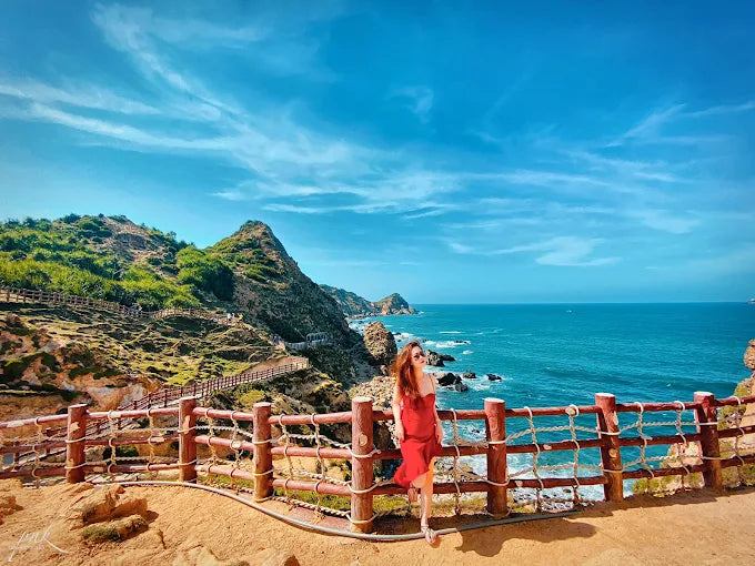 Tour Hòn Khô - Eo Gió 1 Ngày