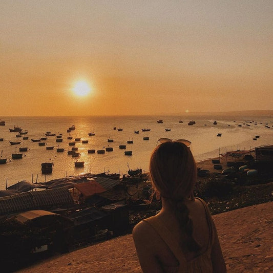 Tour Ngắm Hoàng Hôn Trên Biển 1 Ngày Từ Nha Trang