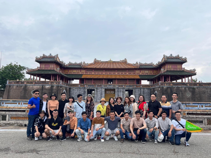 Tour Hội An - Huế 1 ngày (thường tham quan Đại Nội, Chùa Thiên Mụ, hoặc Lăng tẩm)