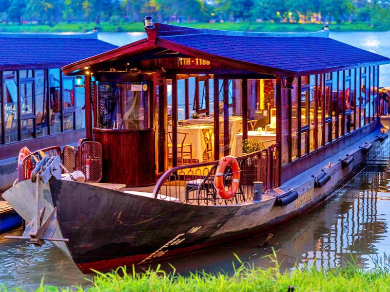 Tour Trải Nghiệm Du Thuyền Huế